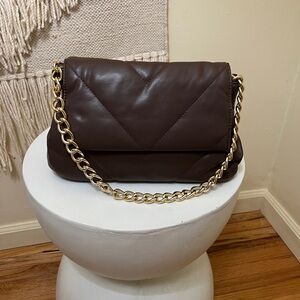 Cute brown bag with gold handle
